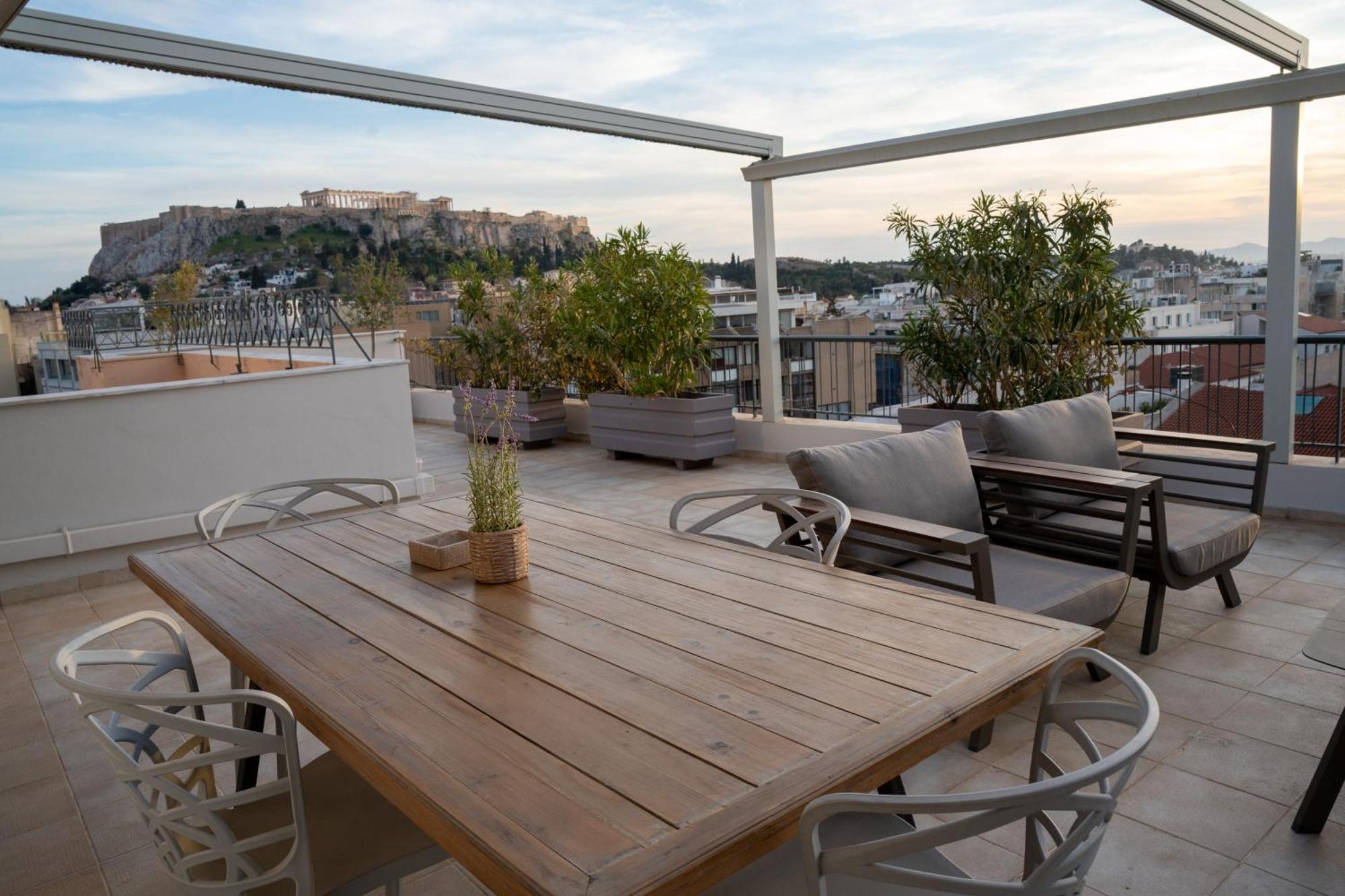 V&V Acropolis View Apartment Atene Esterno foto