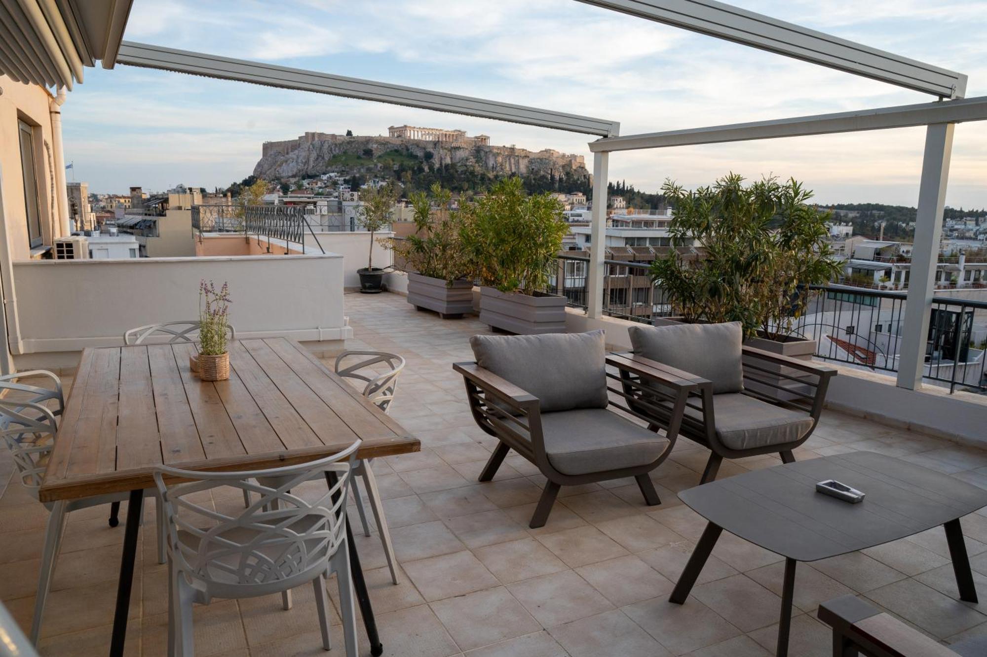 V&V Acropolis View Apartment Atene Esterno foto
